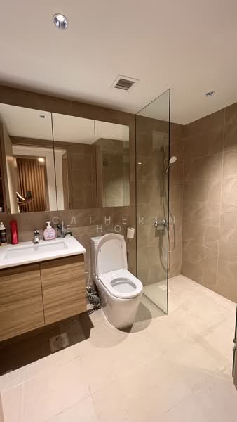 Treasure at Tampines, 57 Tampines Lane, 2 Bedrooms, 592 sqft, Condominium For Rent, by Catherine Ho Mei Yoke, 500133678 - Bathroom - PropertyGuru.com.sg