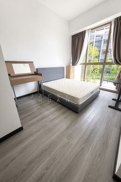 Pasir Ris 8, 10 Pasir Ris Drive 8, 2 Bedrooms, 775 sqft, Apartment For Rent, by Jacklyn Huang, 500133682 - Master Bedroom - PropertyGuru.com.sg