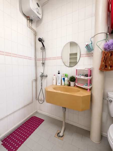 234 Choa Chu Kang Central, 234 Choa Chu Kang Central, Room Rental, 180 sqft, HDB Flat For Rent, by Joey Ng, 500133718 - Bathroom - PropertyGuru.com.sg