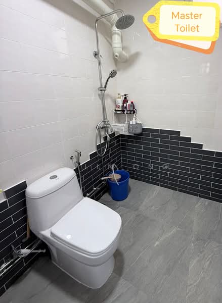 277 Toh Guan Road, 277 Toh Guan Road, Room Rental, 250 sqft, HDB Flat For Rent, by Ee Lin Ong, 500133751 - Bathroom - PropertyGuru.com.sg
