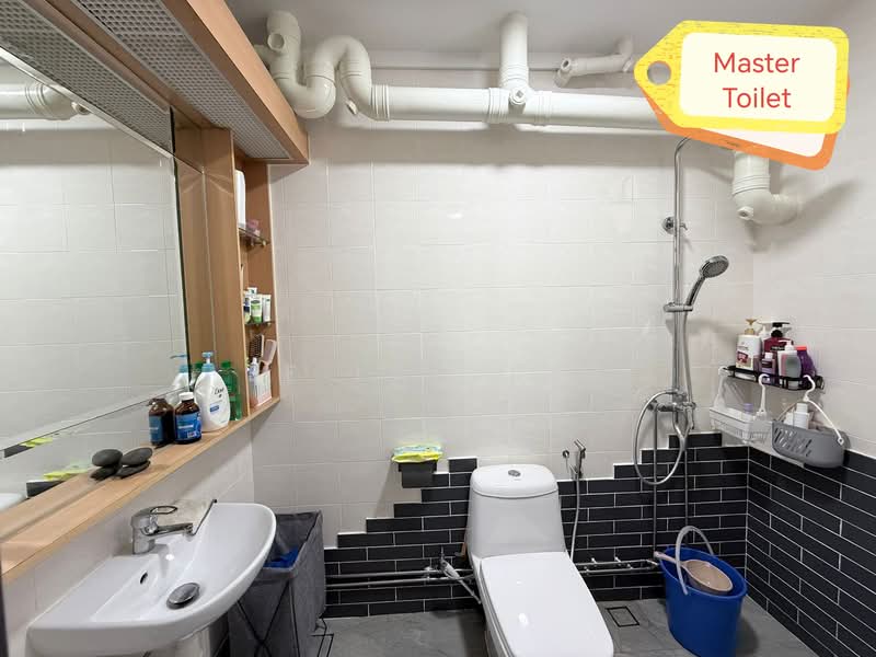 277 Toh Guan Road, 277 Toh Guan Road, Room Rental, 250 sqft, HDB Flat For Rent, by Ee Lin Ong, 500133751 - Bathroom - PropertyGuru.com.sg