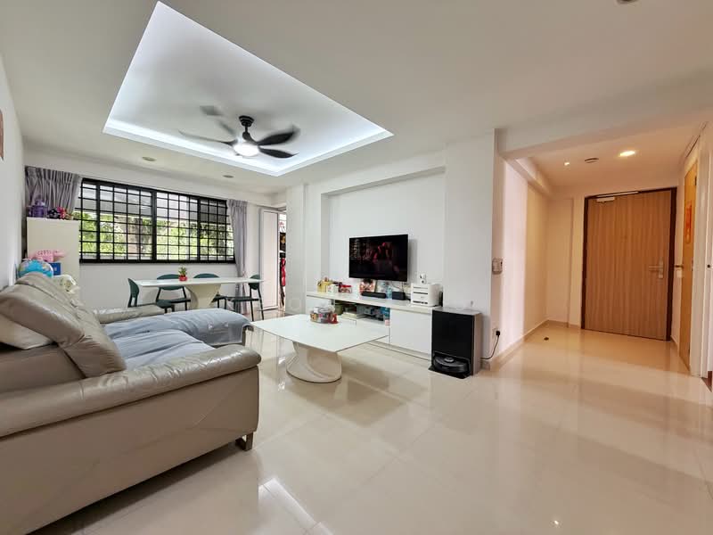 438 Hougang Avenue 8, 438 Hougang Avenue 8, 3 Bedrooms, 1,130 sqft, HDB Flat For Sale, by Keon Ang, 500133753 - PropertyGuru.com.sg