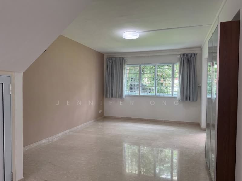 3 Toh Yi Drive, 3 Toh Yi Drive, 4 Bedrooms, 1,573 sqft, HDB Flat For Sale, by Jennifer Ong, 500133768 - Living Room-Vacant - PropertyGuru.com.sg