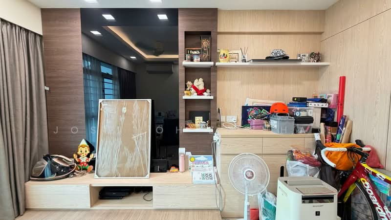 315B Punggol Way, 315B Punggol Way, 3 Bedrooms, 1,001 sqft, HDB Flat For Sale, by Jose Loh Zhenhao, 500133773 - Living Room - PropertyGuru.com.sg