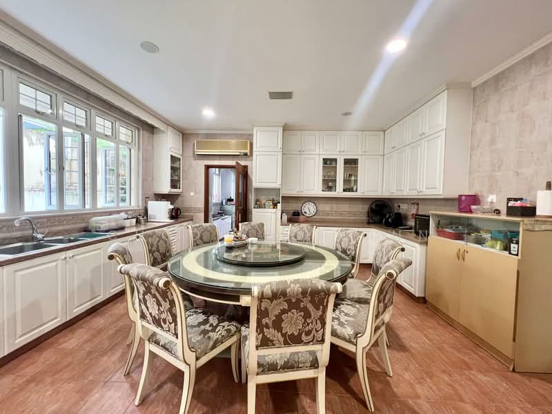Rare Goodman-Wimborne Legacy Address, , 7 Bedrooms, 10,400 sqft, Detached House For Sale, by Choo Soon Ann, 500133774 - Kitchen - PropertyGuru.com.sg