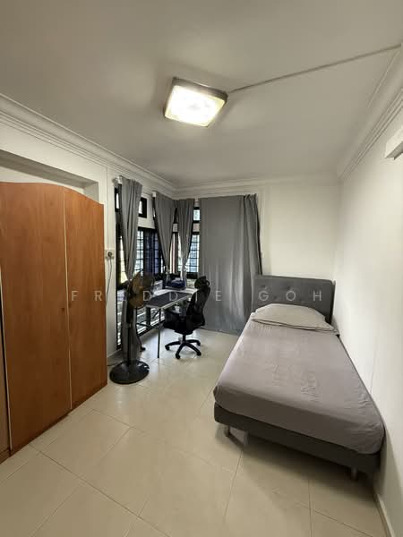 517E Jurong West Street 52, 517E Jurong West Street 52, 3 Bedrooms, 1,249 sqft, HDB Flat For Sale, by Freddie Goh, 500133776 - Bedroom - PropertyGuru.com.sg