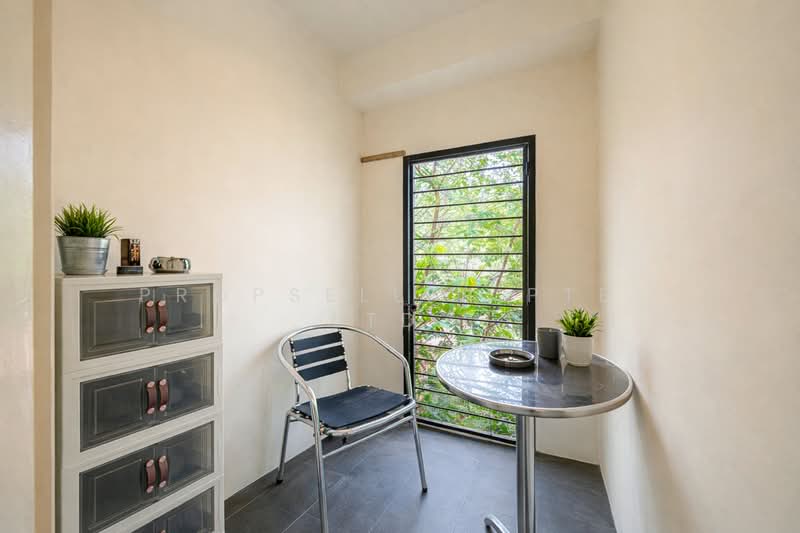 Fuyong Estate, , 4 Bedrooms, 2,740 sqft, Semi-Detached House For Rent, by Warren Chan, 500133781 - Interior - PropertyGuru.com.sg