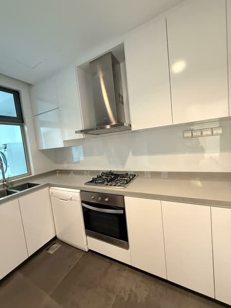 NassimVille, 11 Nassim Road, 3 Bedrooms, 1,520 sqft, Condominium For Rent, by Belverie Tang 邓瑞霞, 500133784 - Kitchen - PropertyGuru.com.sg