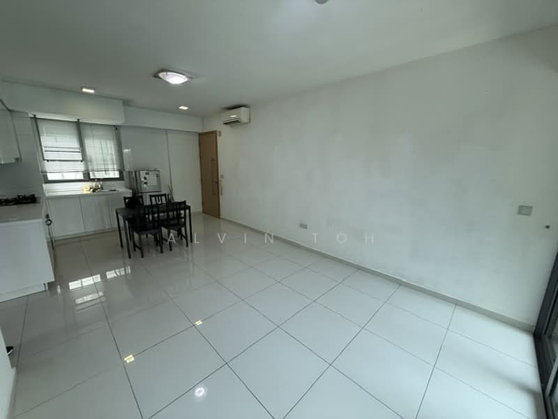 Eight Courtyards, 2 Canberra Drive, 2 Bedrooms, 800 sqft, Condominium For Rent, by Alvin Toh, 500133787 - Kitchen - PropertyGuru.com.sg
