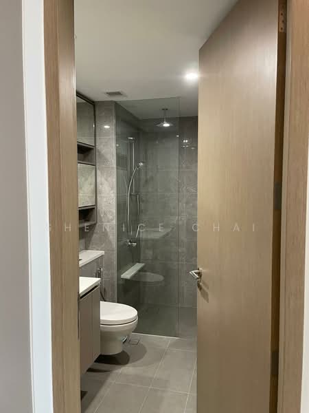 The Tapestry, 59 Tampines Street 86, 1 Bedroom, 603 sqft, Condominium For Sale, by Shenice Chai, 500133789 - Bathroom - PropertyGuru.com.sg