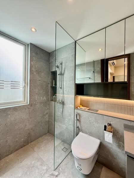 Juniper at Ardmore, 6 Ardmore Park, 4 Bedrooms, 3,197 sqft, Condominium For Sale, by Elaine Goh, 500133796 - Bathroom - PropertyGuru.com.sg