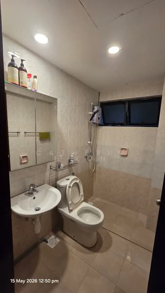 Fragrance Court, 12 Yew Siang Road, Room Rental, 100 sqft, Condominium For Rent, by Catherine Koh, 500133813 - Bathroom 1 - PropertyGuru.com.sg
