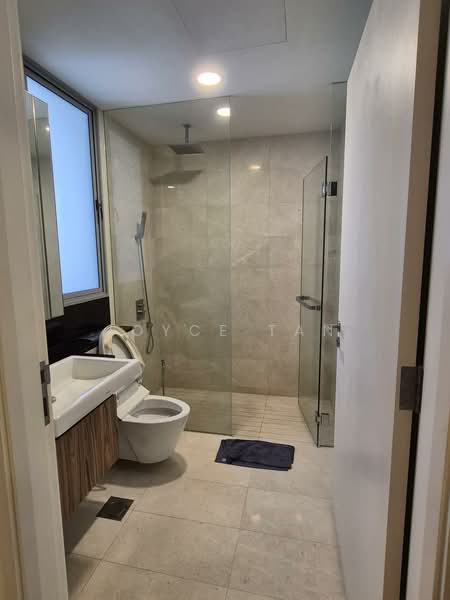 Suites @ Newton, 1 Surrey Road, 1 Bedroom, 484 sqft, Apartment For Rent, by Joyce Tan, 500133818 - Bathroom - PropertyGuru.com.sg