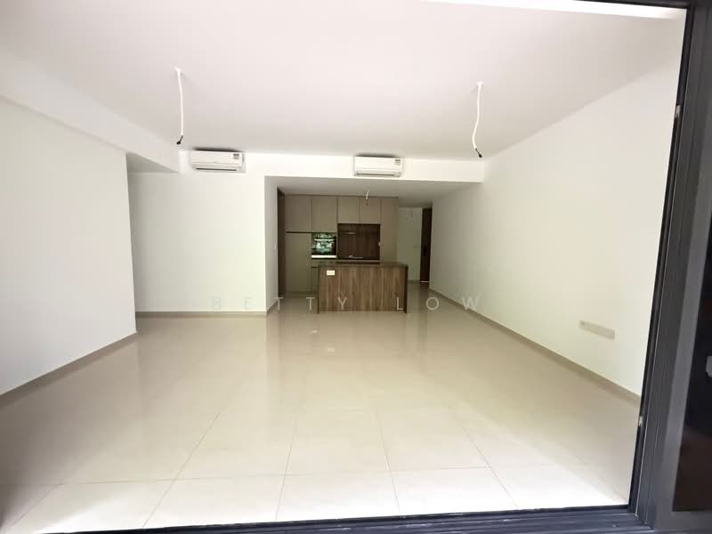 55 TENGAH GARDEN WALK, 55 TENGAH GARDEN WALK, 5 Bedrooms, 1,561 sqft, Executive Condominium For Sale, by Betty Low, 500133819 - PropertyGuru.com.sg
