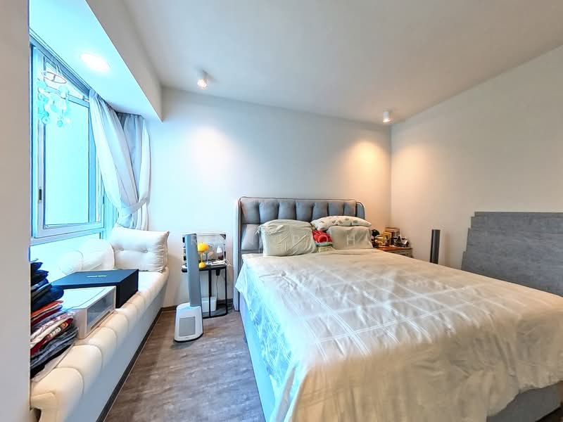 Kovan Melody, 19 Kovan Road, 3 Bedrooms, 1,227 sqft, Condominium For Sale, by Ron Poh, 500133845 - Bedroom - PropertyGuru.com.sg
