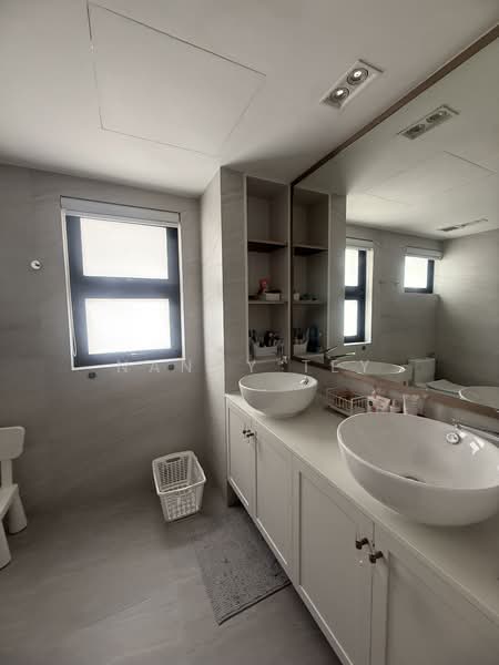 Eden Park, 2 Redwood Avenue, 4 Bedrooms, 5,000 sqft, Detached House For Rent, by Nancy Tey, 500133868 - Bathroom - PropertyGuru.com.sg