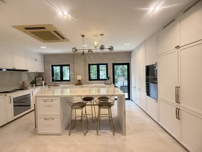 For Rent - Eden Park