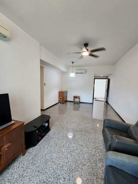 Stratford Court, 41A Bedok Ria Crescent, 3 Bedrooms, 1,152 sqft, Condominium For Sale, by Har Choong Wei, 500133870 - Living Room - PropertyGuru.com.sg