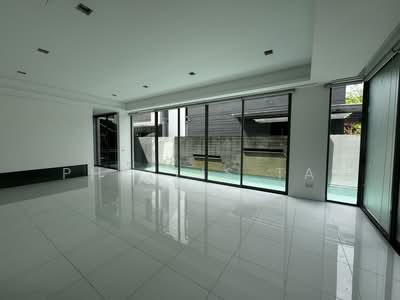 For Rent - Tan kim Cheng Road