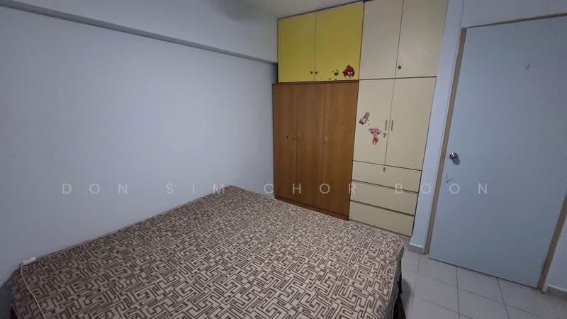 440 Yishun Avenue 11, 440 Yishun Avenue 11, Room Rental, 120 sqft, HDB Flat For Rent, by Don Sim Chor Boon, 500133879 - Bedroom 1 - PropertyGuru.com.sg