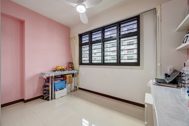 508A Yishun Avenue 4, 508A Yishun Avenue 4, 2 Bedrooms, 732 sqft, HDB Flat For Sale, by Noviana Santoso, 500133892 - Bedroom - PropertyGuru.com.sg