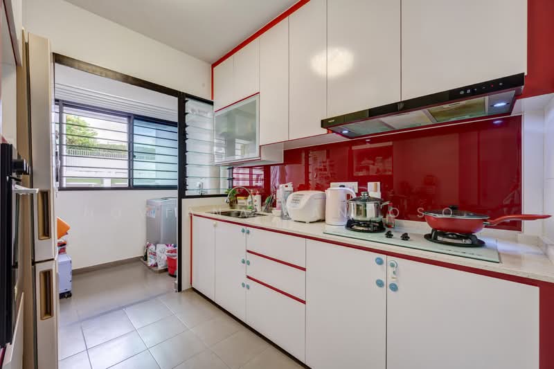 508A Yishun Avenue 4, 508A Yishun Avenue 4, 2 Bedrooms, 732 sqft, HDB Flat For Sale, by Noviana Santoso, 500133892 - Kitchen - PropertyGuru.com.sg