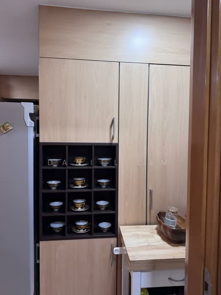 Orchard Towers, 1 Claymore Drive, 3 Bedrooms, 1,969 sqft, Apartment For Sale, by Daniel Lim, 500133893 - Kitchen - PropertyGuru.com.sg