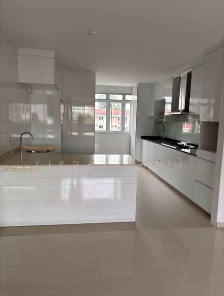 110 Lengkong Tiga, 110 Lengkong Tiga, 4 Bedrooms, 1,302 sqft, HDB Flat For Sale, by Firdaus Aziz, 500133896 - Kitchen - PropertyGuru.com.sg