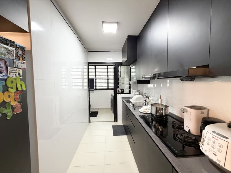 413C Northshore Drive, 413C Northshore Drive, 3 Bedrooms, 1,011 sqft, HDB Flat For Sale, by Toby Aw, 500133916 - Kitchen - PropertyGuru.com.sg