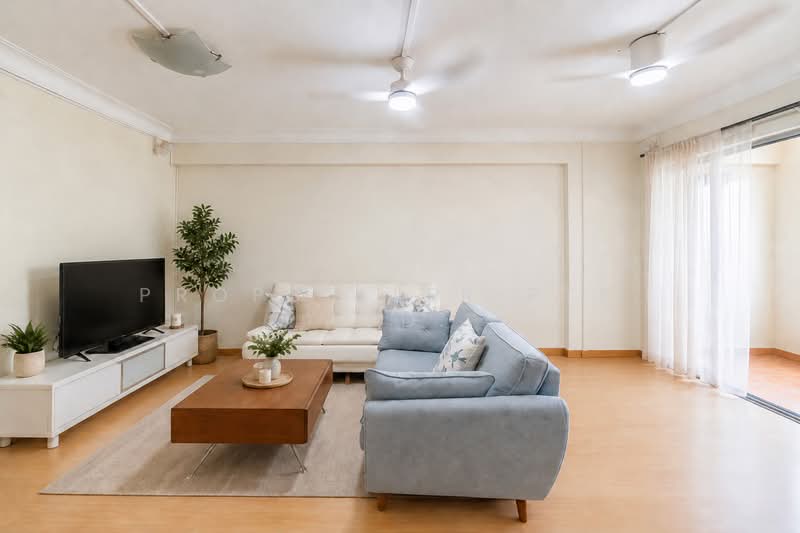 612 Choa Chu Kang Street 62, 612 Choa Chu Kang Street 62, 4 Bedrooms, 1,421 sqft, HDB Flat For Sale, by ADNIX LIU, 500133917 - Living Room - PropertyGuru.com.sg