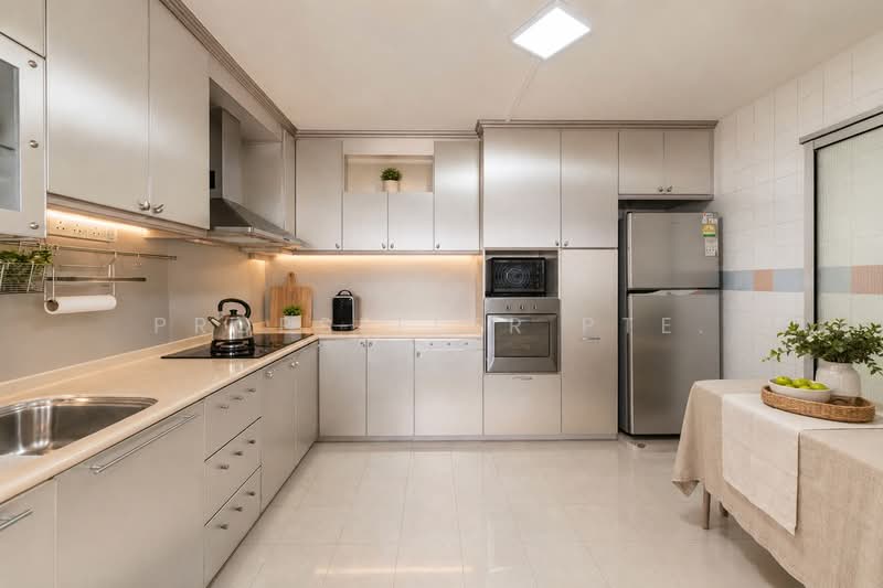 612 Choa Chu Kang Street 62, 612 Choa Chu Kang Street 62, 4 Bedrooms, 1,421 sqft, HDB Flat For Sale, by ADNIX LIU, 500133917 - Kitchen - PropertyGuru.com.sg