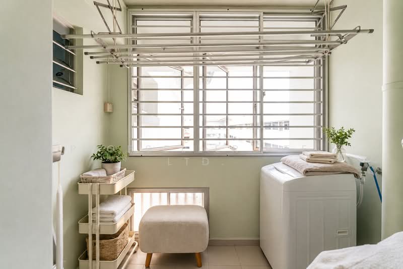612 Choa Chu Kang Street 62, 612 Choa Chu Kang Street 62, 4 Bedrooms, 1,421 sqft, HDB Flat For Sale, by ADNIX LIU, 500133917 - Balcony - PropertyGuru.com.sg
