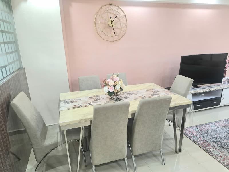 91 Paya Lebar Way, 91 Paya Lebar Way, 2 Bedrooms, 721 sqft, HDB Flat For Sale, by Patrick Chee, 500133918 - Dining Room - PropertyGuru.com.sg
