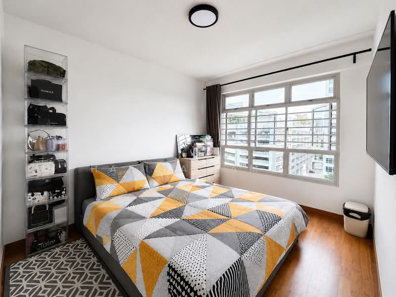 323D Sumang Walk, 323D Sumang Walk, 3 Bedrooms, 1,001 sqft, HDB Flat For Sale, by Hafiqal Amer, 500133920 - Master Bedroom - PropertyGuru.com.sg