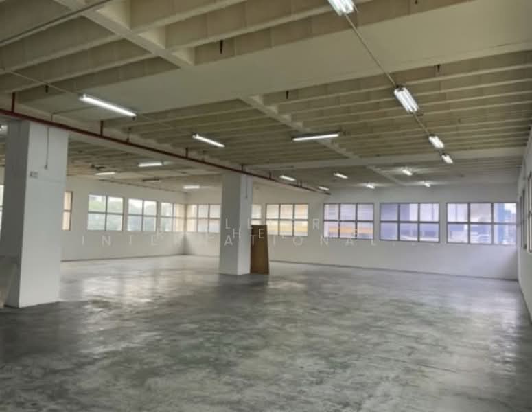 Ruby Land Complex, 52 Genting Lane, 3,380 sqft, Light Industrial (B1) For Rent, by Rachel ng, 500133924 - Interior - CommercialGuru.com.sg