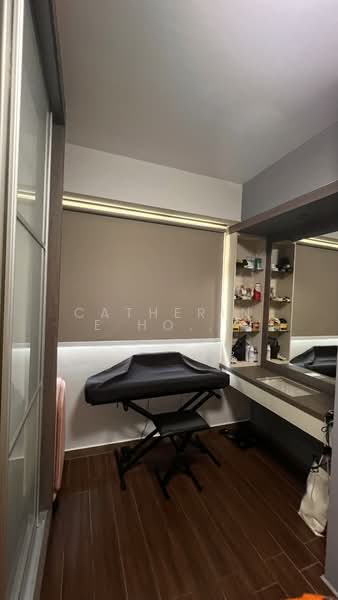 426C Yishun Avenue 11, 426C Yishun Avenue 11, 3 Bedrooms, 92 sqft, HDB Flat For Sale, by Catherine Ho Mei Yoke, 500133935 - Bedroom converted to Walk-in wardrobe - PropertyGuru.com.sg