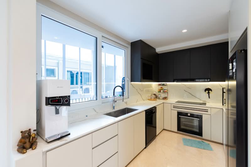 Grace Garden, Jalan Baiduri, 6 Bedrooms, 7,500 sqft, Terraced House For Sale, by Jomaine Chua, 500133936 - PropertyGuru.com.sg