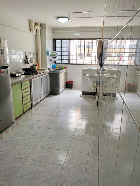 760 Yishun Street 72, 760 Yishun Street 72, Room Rental, 140 sqft, HDB Flat For Rent, by Philip Tan, 500133938 - Kitchen - PropertyGuru.com.sg