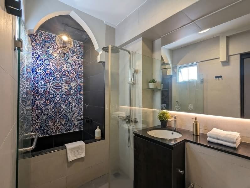 132 Geylang East Avenue 1, 132 Geylang East Avenue 1, 3 Bedrooms, 1,572 sqft, HDB Flat For Rent, by Andy Ling 凌志泉, 500133940 - Bathroom - PropertyGuru.com.sg