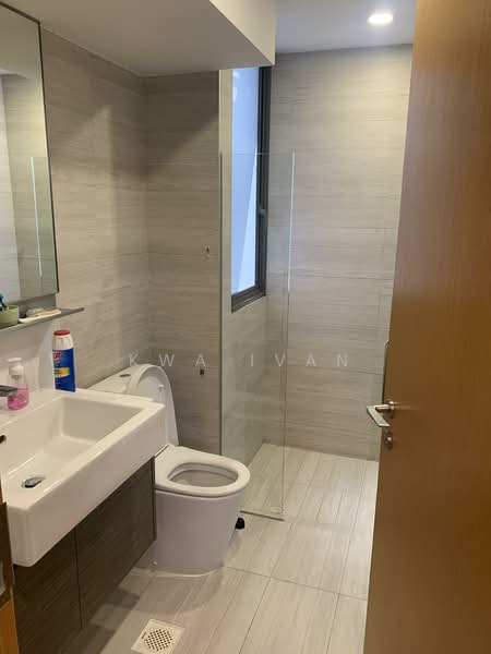 The Creek @ Bukit, 17 Toh Tuck Road, 2 Bedrooms, 1,206 sqft, Condominium For Sale, by Kwa Ivan, 500133945 - Bathroom - PropertyGuru.com.sg