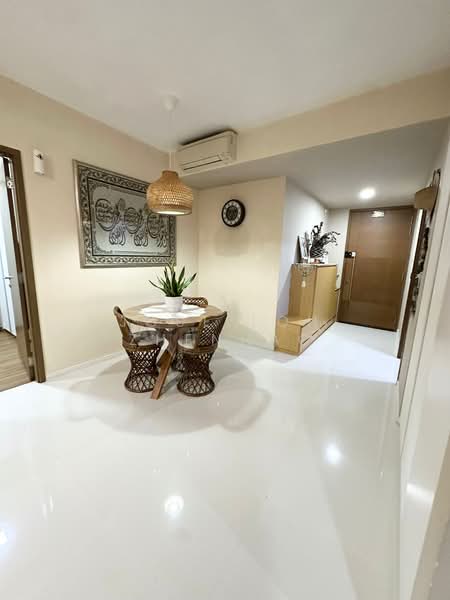 The Topiary, 13 Fernvale Lane, 3 Bedrooms, 914 sqft, Executive Condominium For Sale, by Jose Loh Zhenhao, 500133950 - Dining Room - PropertyGuru.com.sg