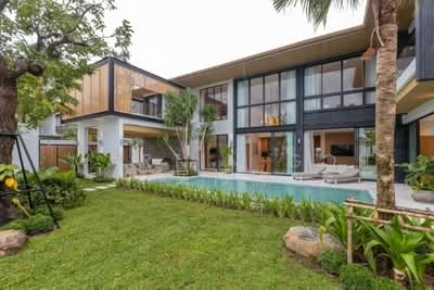 For Sale - Value-Add Potential! 🔥Elevated Plot 🔥near Holland Village MRT