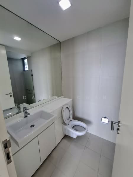 Southbank, 881 North Bridge Road, 2 Bedrooms, 969 sqft, Condominium For Rent, by Daniel Chan, 500133982 - Bathroom - PropertyGuru.com.sg