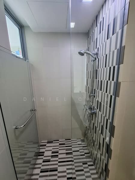 Southbank, 881 North Bridge Road, 2 Bedrooms, 969 sqft, Condominium For Rent, by Daniel Chan, 500133982 - Bathroom - PropertyGuru.com.sg