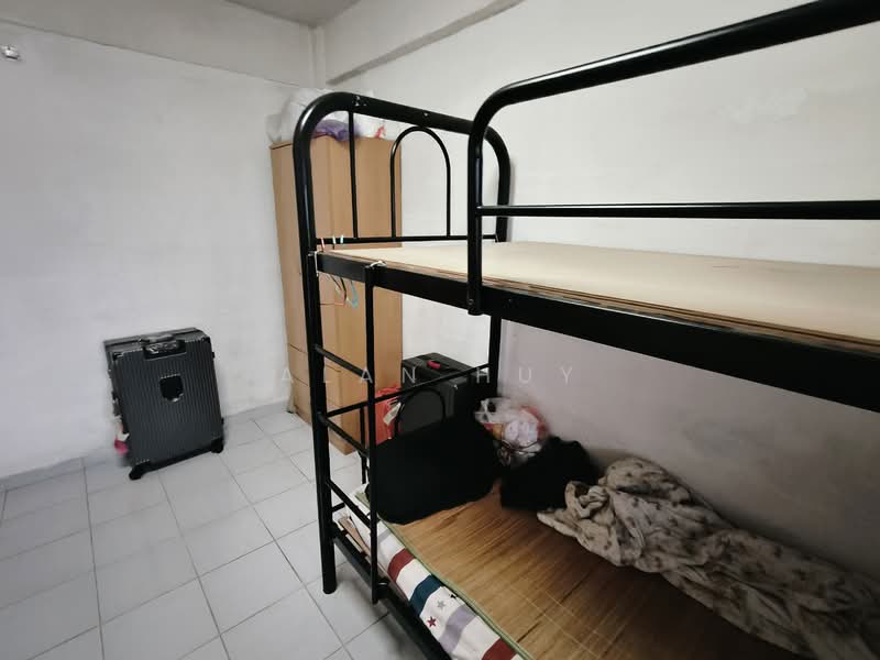 41 Sims Drive, 41 Sims Drive, Room Rental, 200 sqft, HDB Flat For Rent, by Alan Huy, 500134002 - Bedroom - PropertyGuru.com.sg