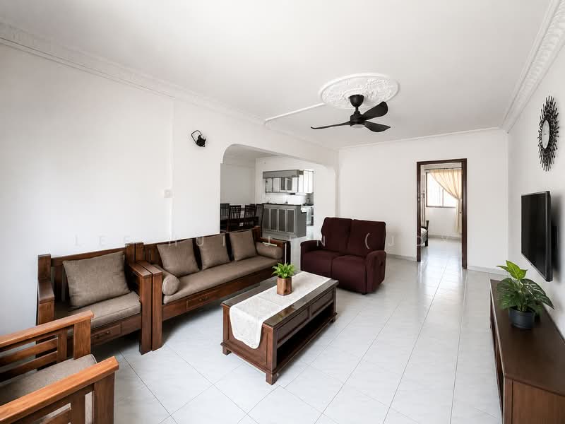 721 Jurong West Avenue 5, 721 Jurong West Avenue 5, 3 Bedrooms, 1,302 sqft, HDB Flat For Sale, by Lee Hui Jun (Joy), 500134021 - Living Room - PropertyGuru.com.sg