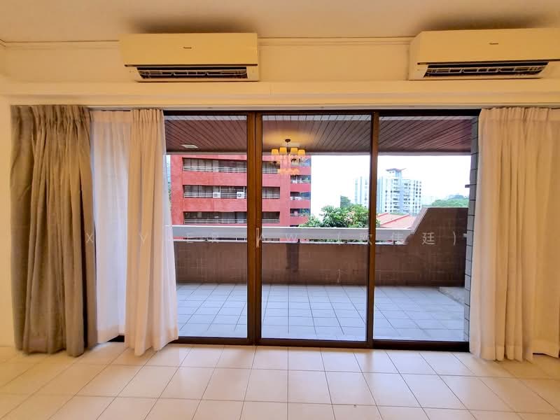 The Cairnhill, 4 Cairnhill Rise, 4 Bedrooms, 2,788 sqft, Condominium For Rent, by Xavier Aw (欧伟廷), 500134055 - Balcony - PropertyGuru.com.sg