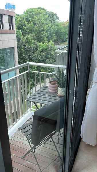One Oxley Rise, 1 Oxley Rise, 2 Bedrooms, 721 sqft, Apartment For Rent, by Zoe Tian, 500134062 - Balcony - PropertyGuru.com.sg