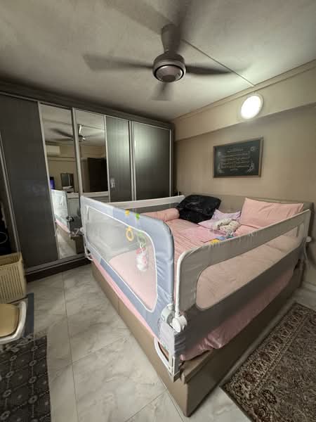 611 Bedok Reservoir Road, 611 Bedok Reservoir Road, 3 Bedrooms, 1,324 sqft, HDB Flat For Sale, by Azhar Johar, 500134065 - Bedroom - PropertyGuru.com.sg