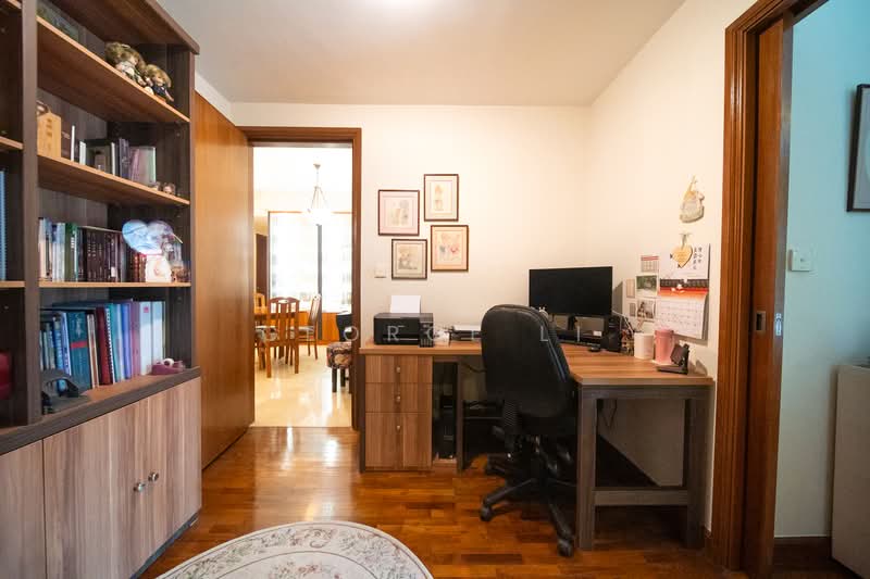 Burlington Square, 175 Bencoolen Street, 1 Bedroom, 732 sqft, Apartment For Sale, by George Li, 500134074 - Study - PropertyGuru.com.sg